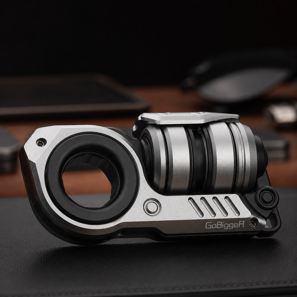 Cyberpunk Mechanical Ring Fidget Spinner - Metal EDC Gyro & Roller Decompression Toy for Stress Relief